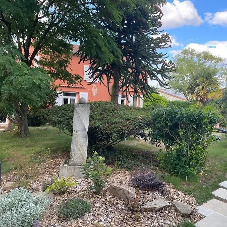 Bed & Breakfast La Charaudiere Oree-d'Anjou