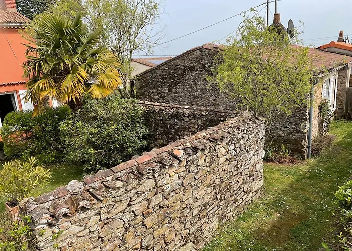 La Charaudiere Bed & Breakfast Oree-d'Anjou